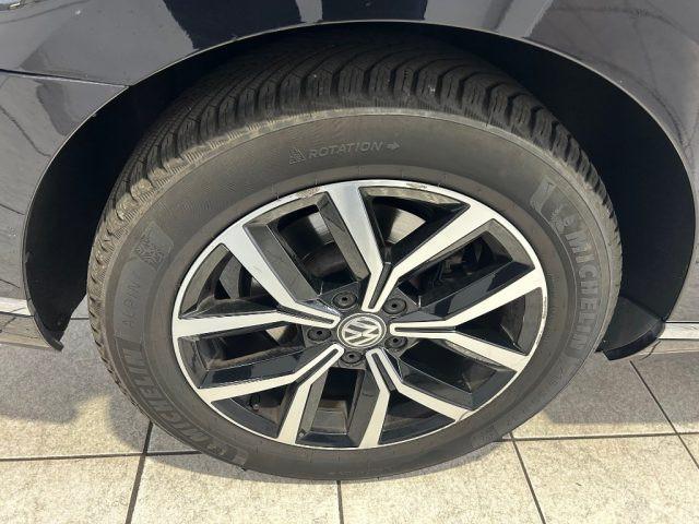 VOLKSWAGEN Passat Variant 2.0 TDI SCR 190 CV 4MOTION DSG Executive BMT
