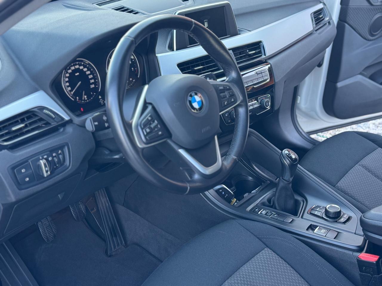 Bmw X1 sDrive18i Sport 70.000 Km Tagliandi BMW !