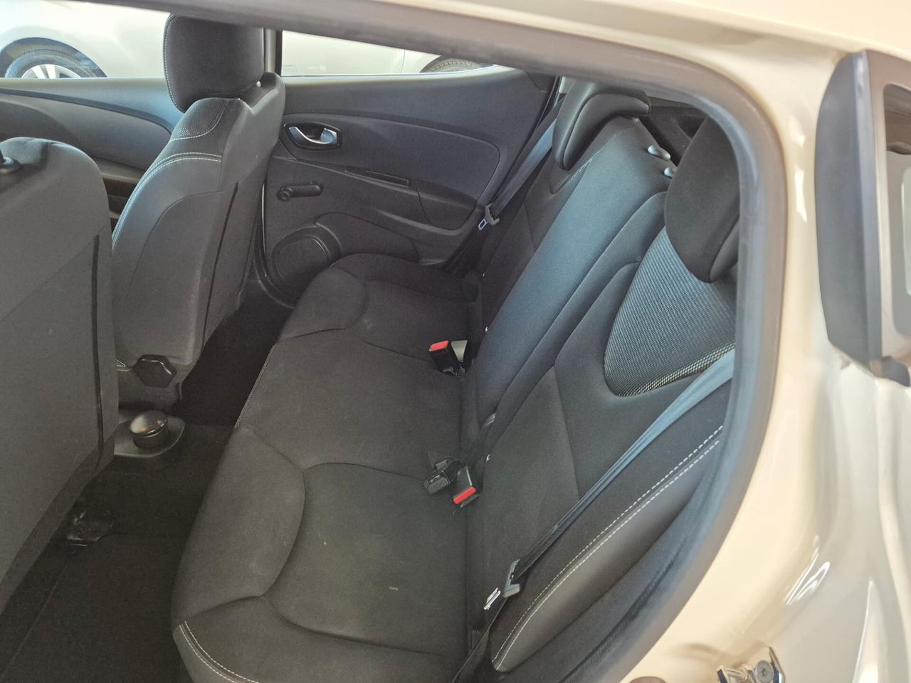 Renault Clio 1.2 75CV 5 porte Life