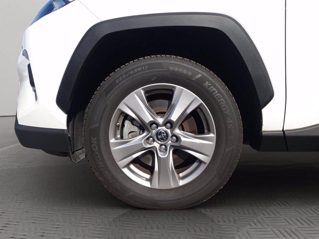 TOYOTA Rav4 2.5 vvt-ie h business 2wd 218cv e-cvt del 2022