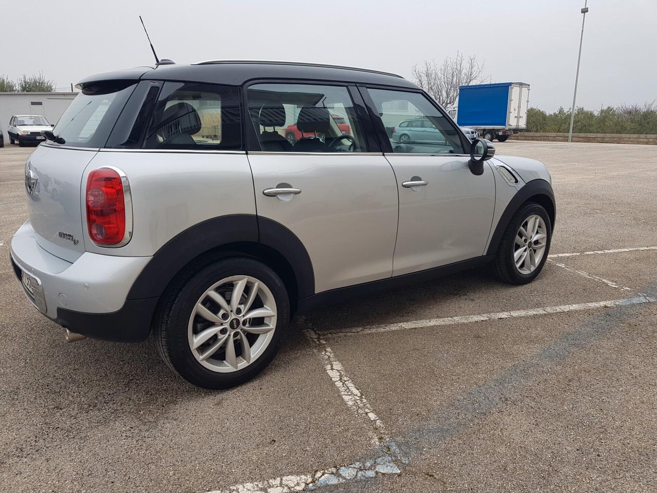 Mini Cooper D Countryman **NAVI**