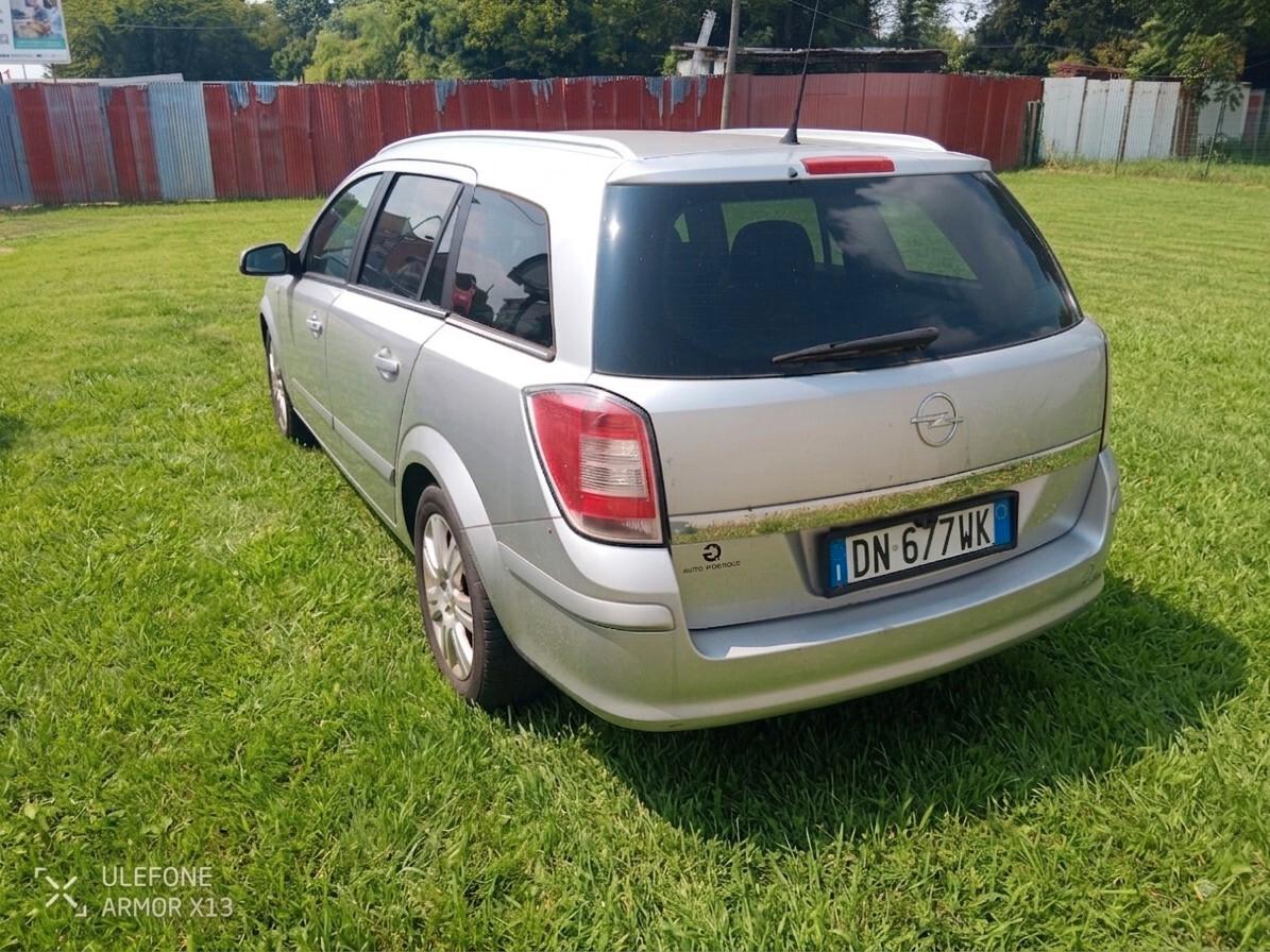 Opel Astra 1.6 16V VVT Station Wagon Cosmo