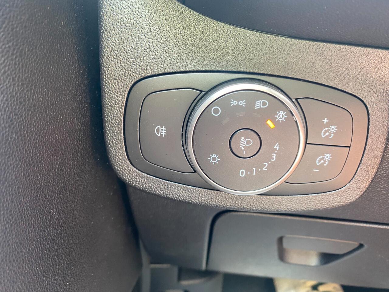 FORD Fiesta 1.1 75Cv 5porte APP CarPlay TITANIUM