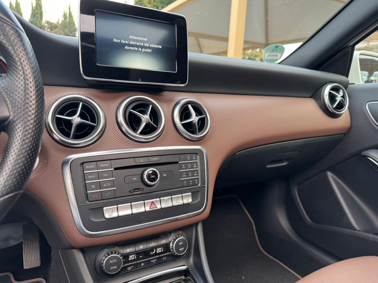 Mercedes-benz A 200 A 200 CDI Automatic Premium