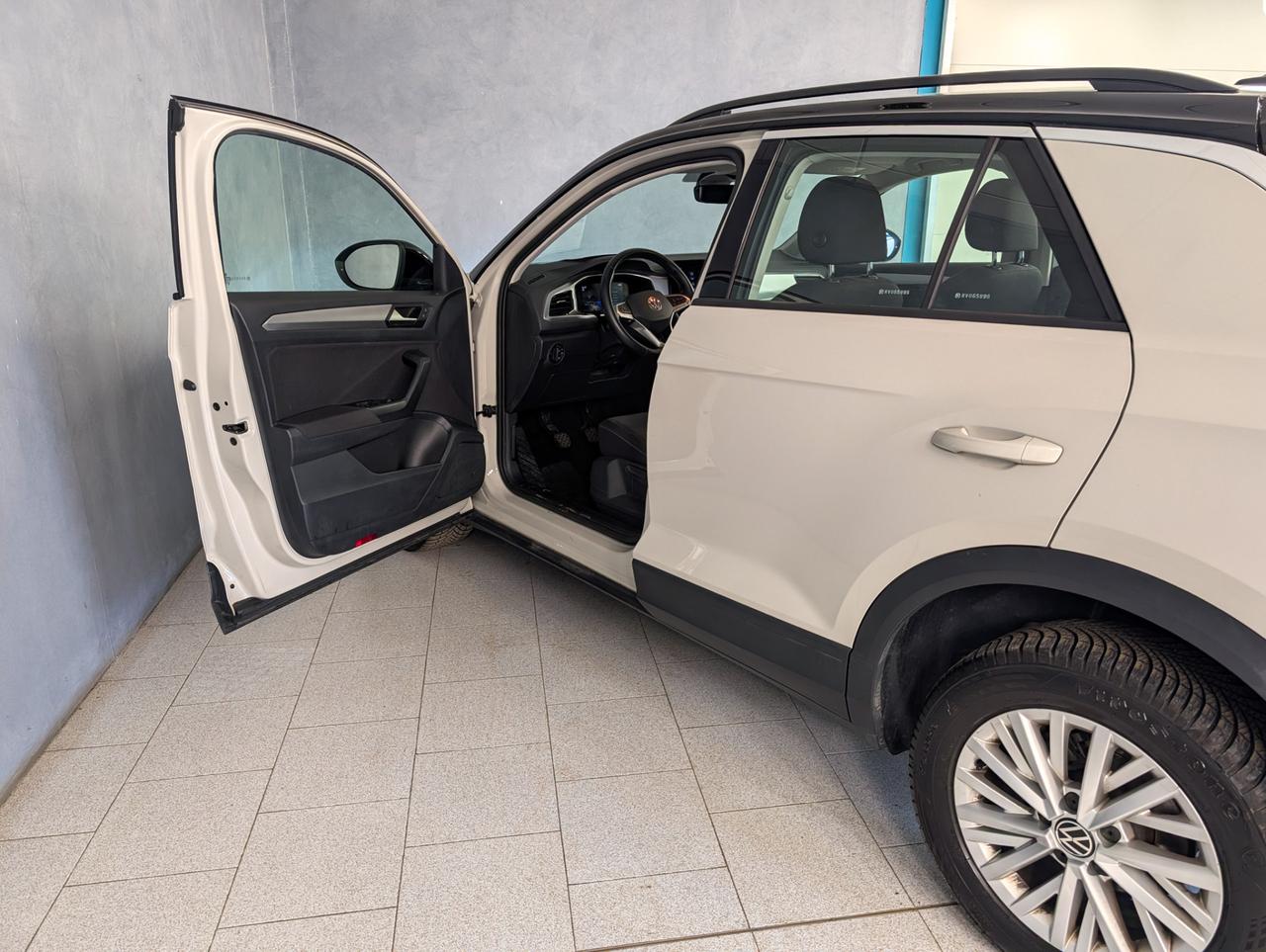 Volkswagen T-Roc 1.0 TSI 110cv Life