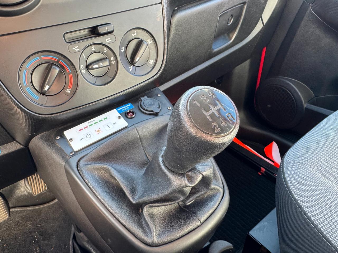 Fiat Fiorino 1.3 MJT 95CV Furgone Adventure E5+