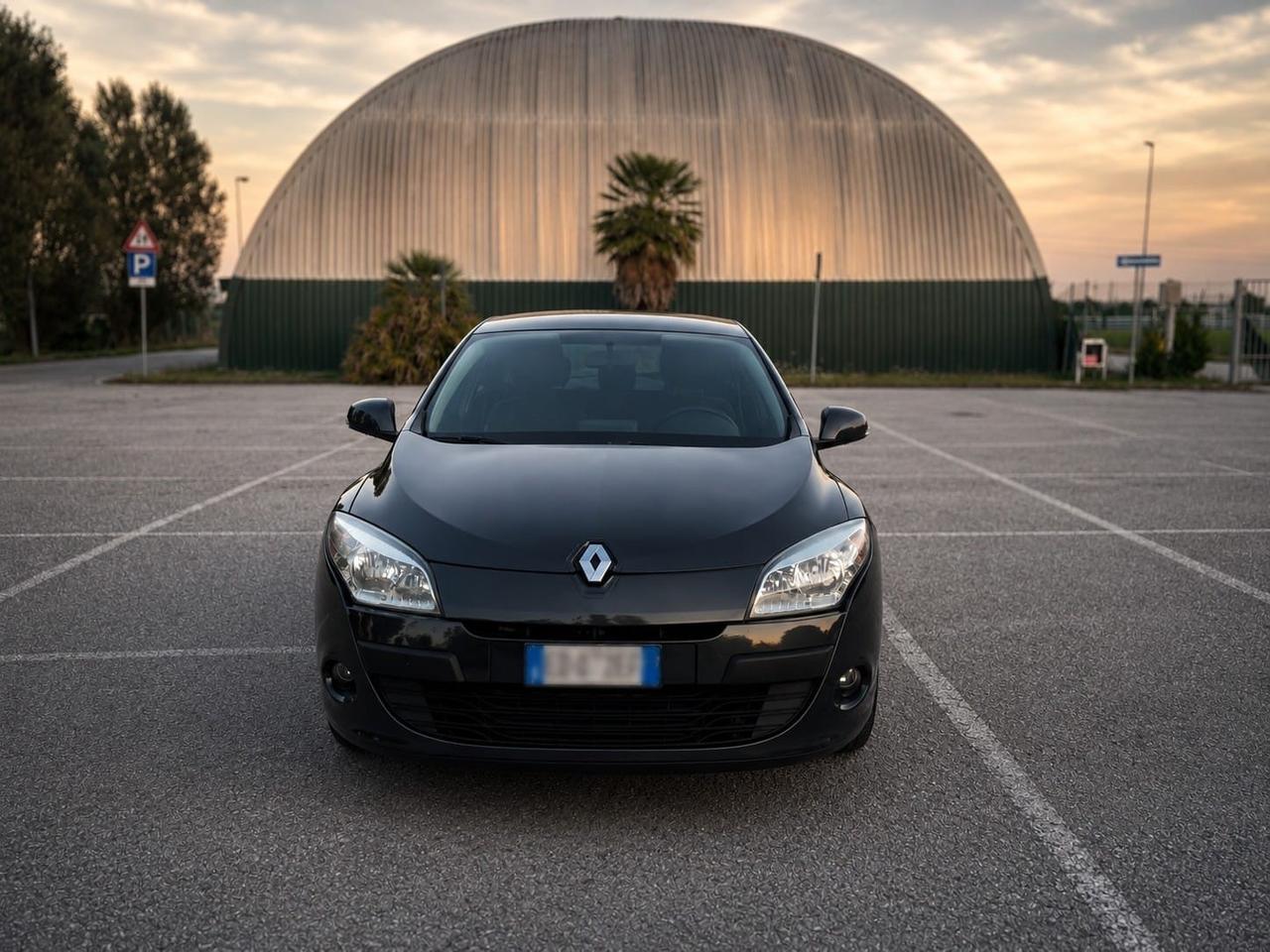 Renault Megane Mégane 1.5 dCi 90CV Attractive