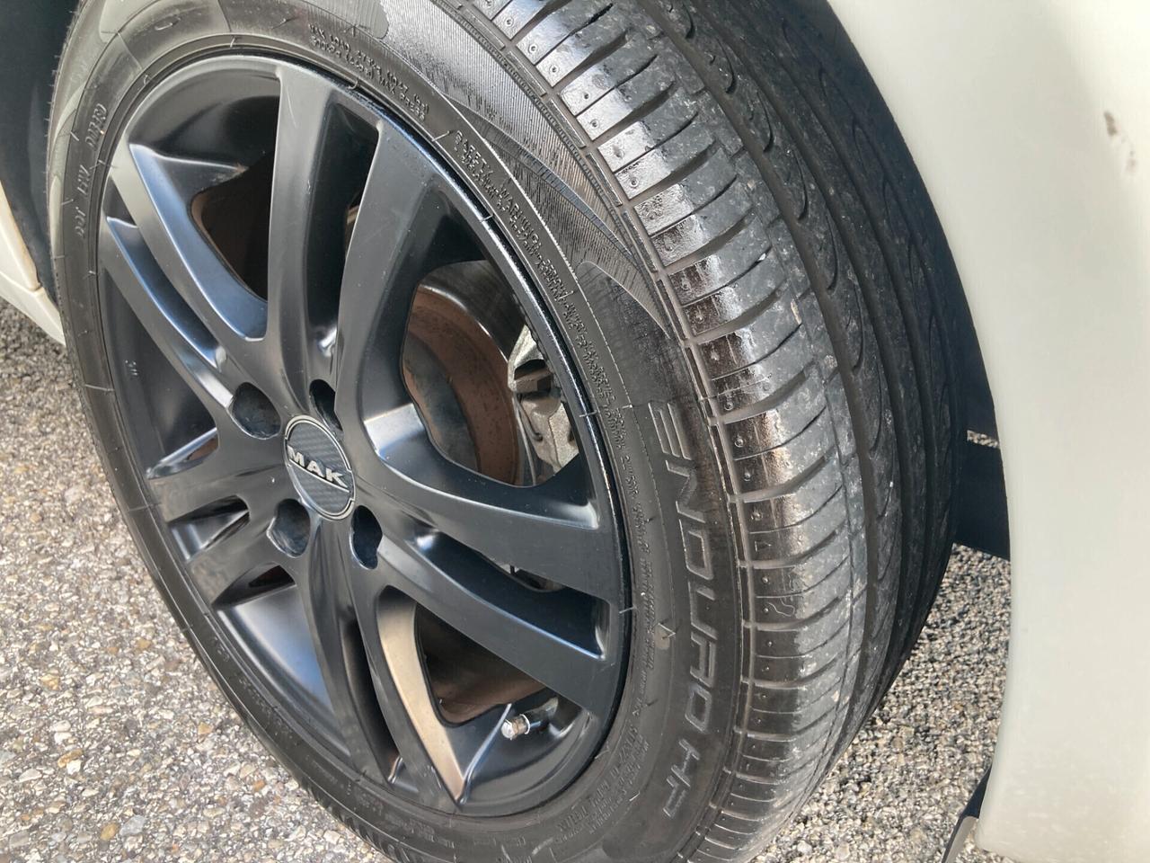 Lancia Ypsilon 1.2 69 CV 5 porte S&S Silver