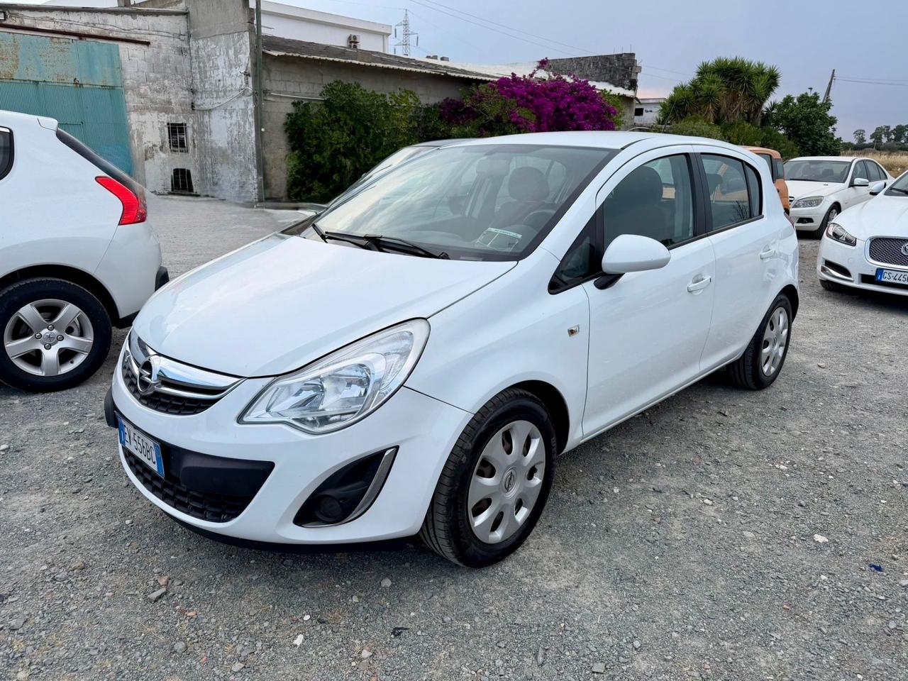 Opel Corsa 1.0 Benzina- Neopatentati- Anche Permuta