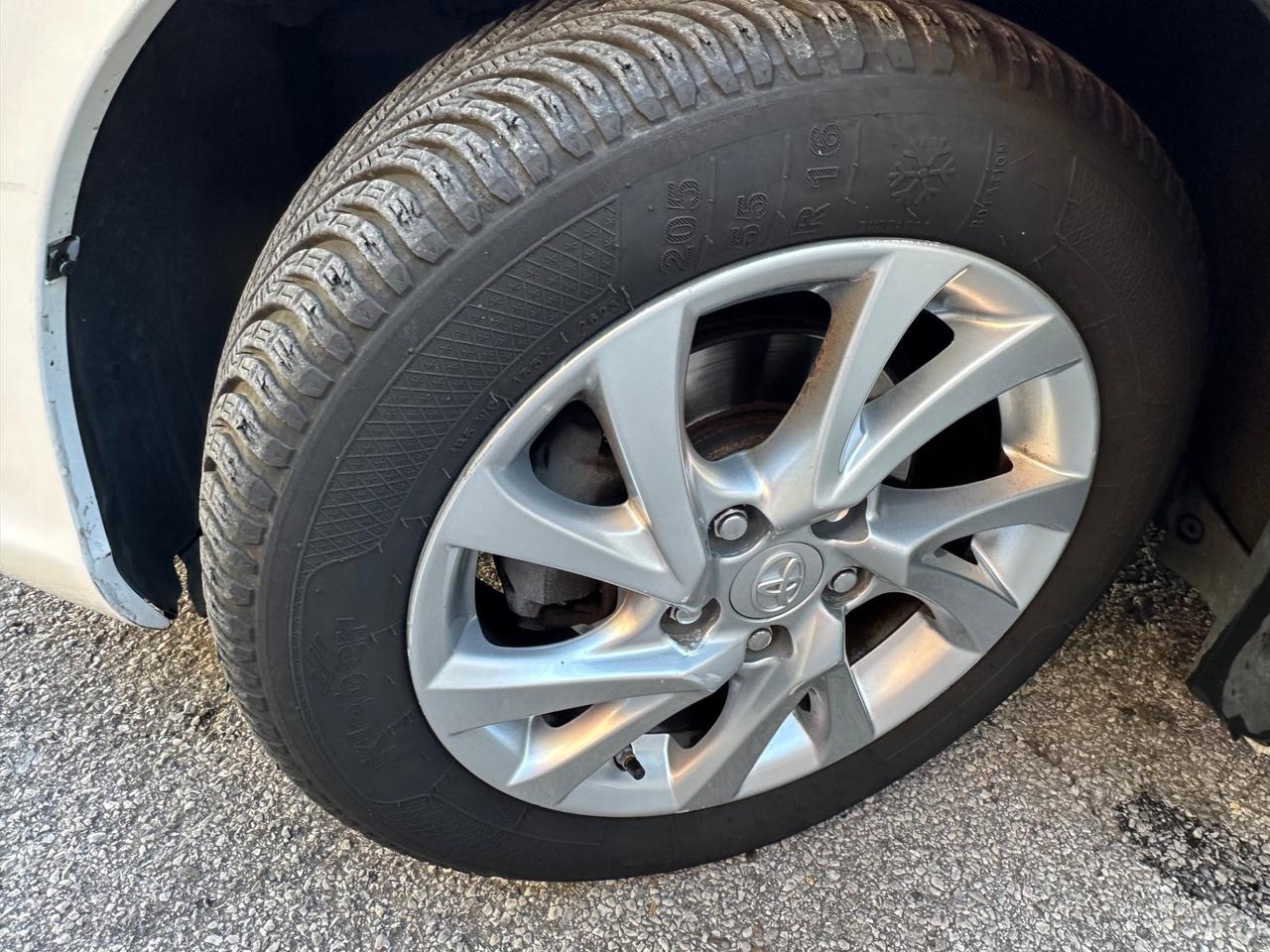 Toyota Auris Touring Sports 1.6 D-4D Business