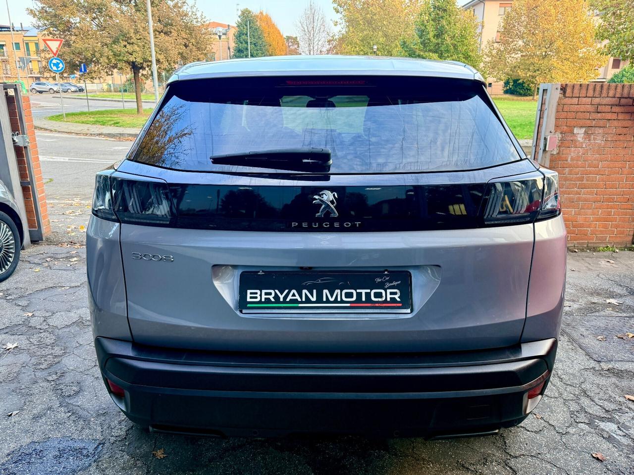 Peugeot 3008 BlueHDi 130 S&S EAT8 Active pack