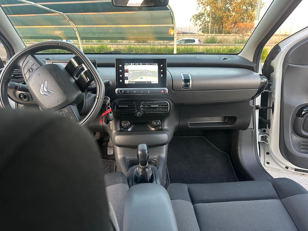 Citroen C4 Cactus BlueHDi 100 Shine