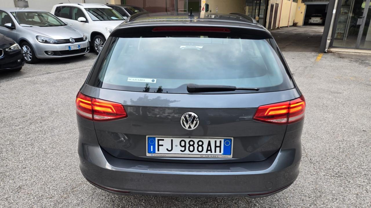 Volkswagen Passat Variant 1.6 TDI SCR DSG Business BMT