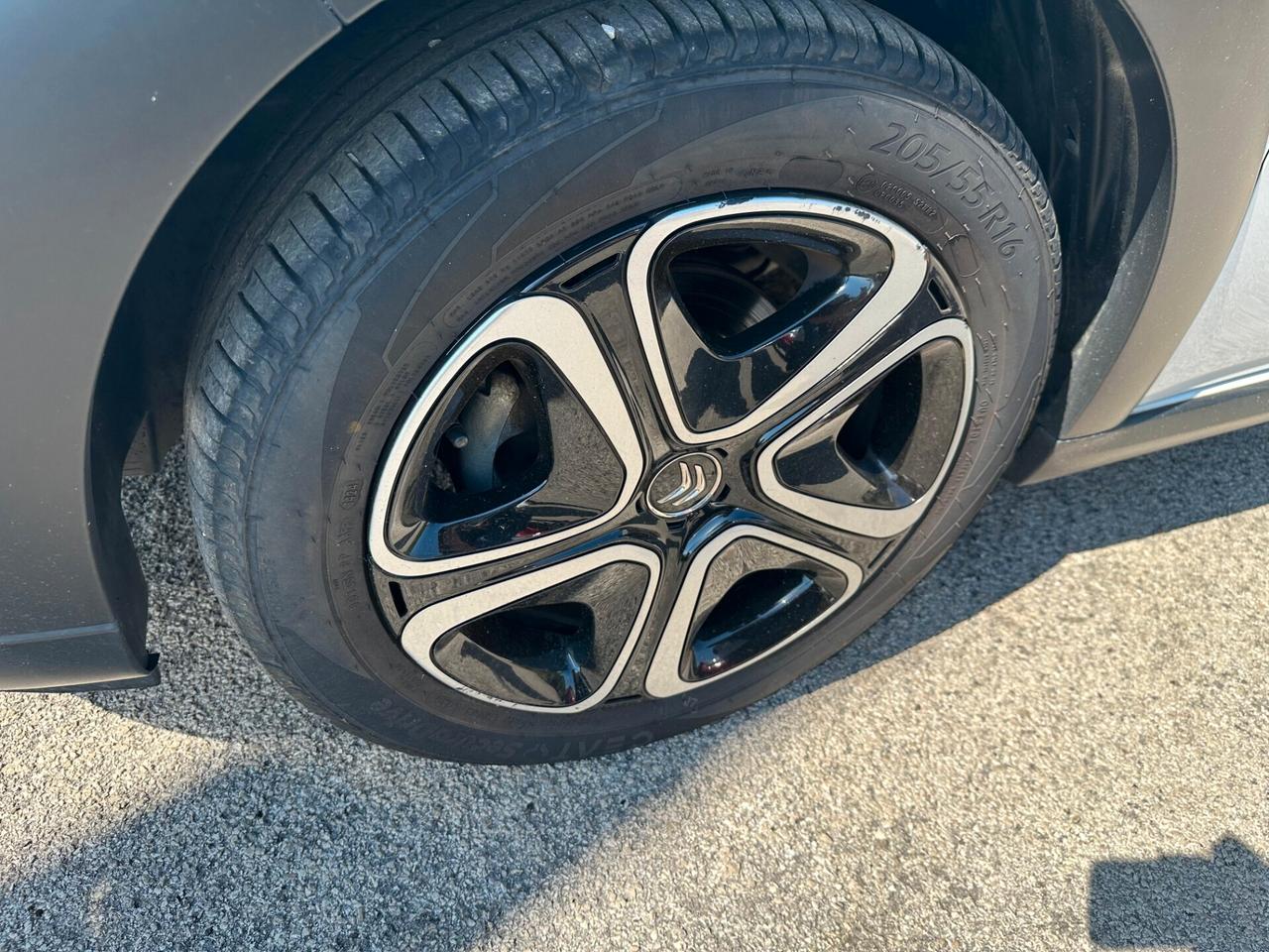 Citroen C3 BlueHDi 75 S&S Shine NEOPATENTATI iva esposta