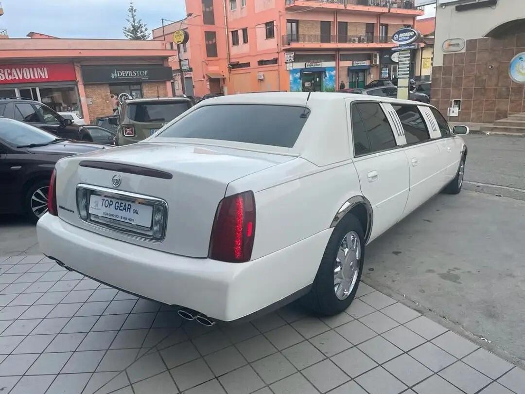 Cadillac Deville Sedan Stretch Limousine