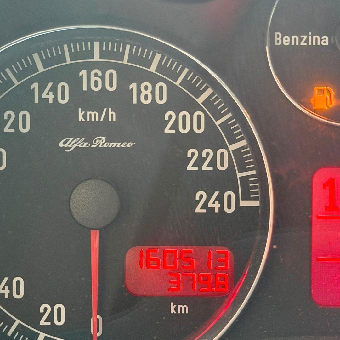 Alfa Romeo 147 1.6 16V 5 porte - 105CV **GPL**