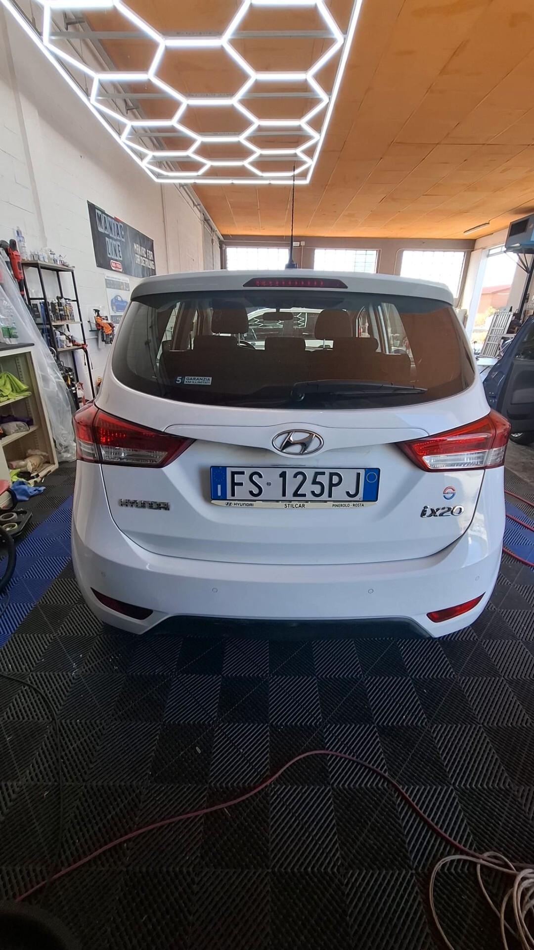 HYUNDAI IX20 1.4 CRDI 90 CV APP MODE