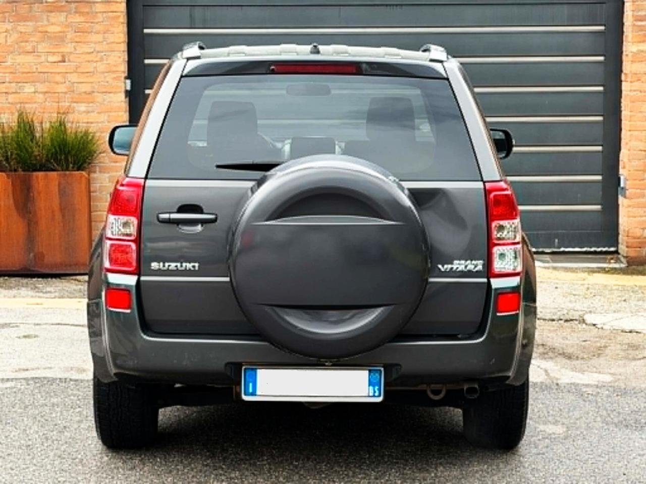 Suzuki Grand Vitara 5p1.9d 120CV-4x4-104.000km-GARANZIA-2010