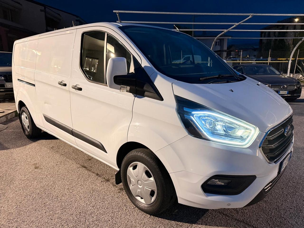 Ford Tourneo Custom 2.0 TDCi 130CV PL
