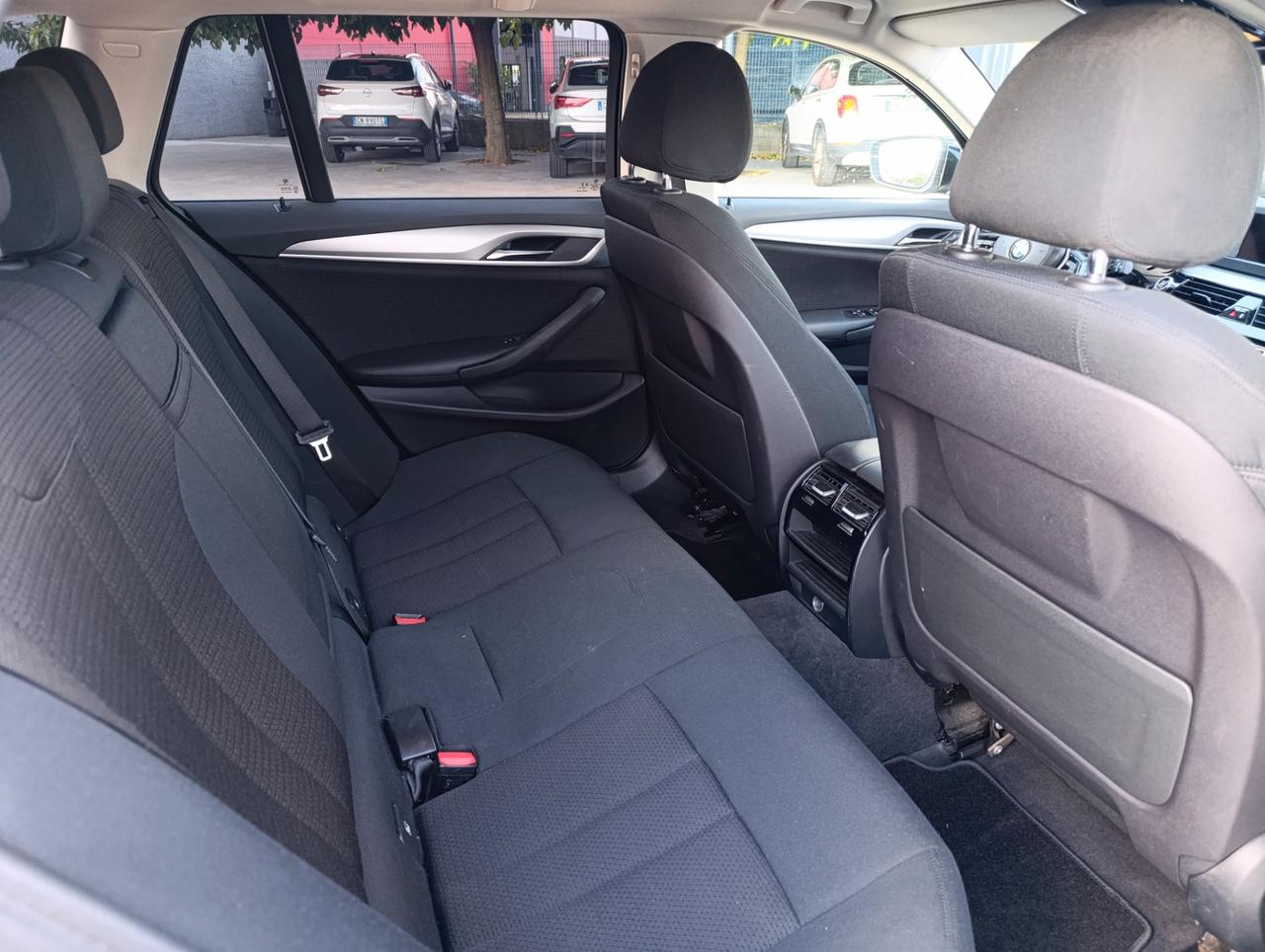 BMW 520 d Touring Business auto