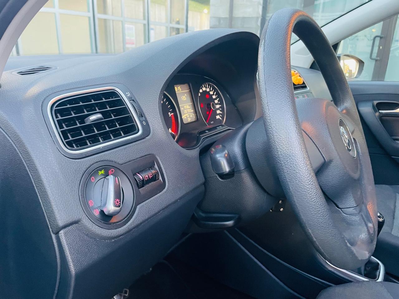 Volkswagen Touran 1.6 TDI bluemotion