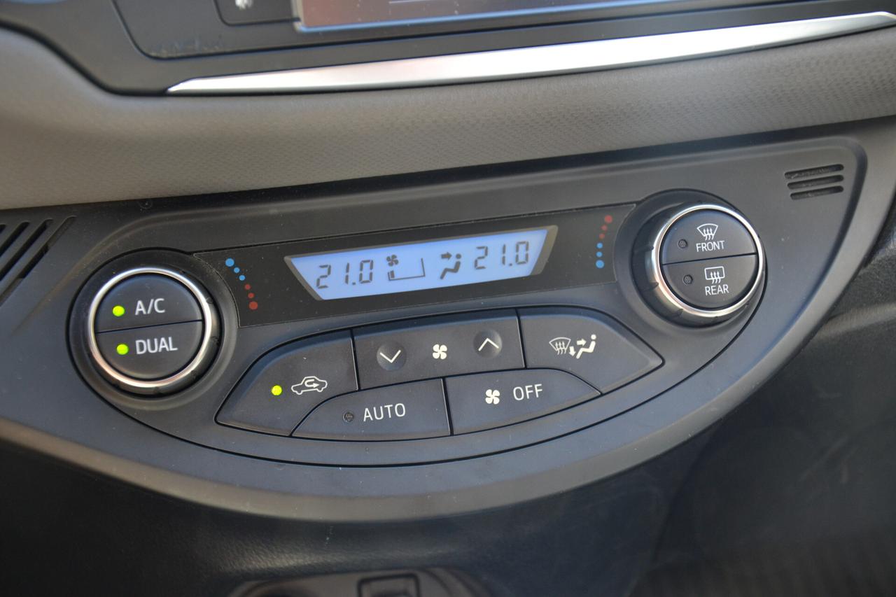 Toyota Yaris 1.5 HYBRID ACTIVE **KM77000**OK NEOPATENTATI**