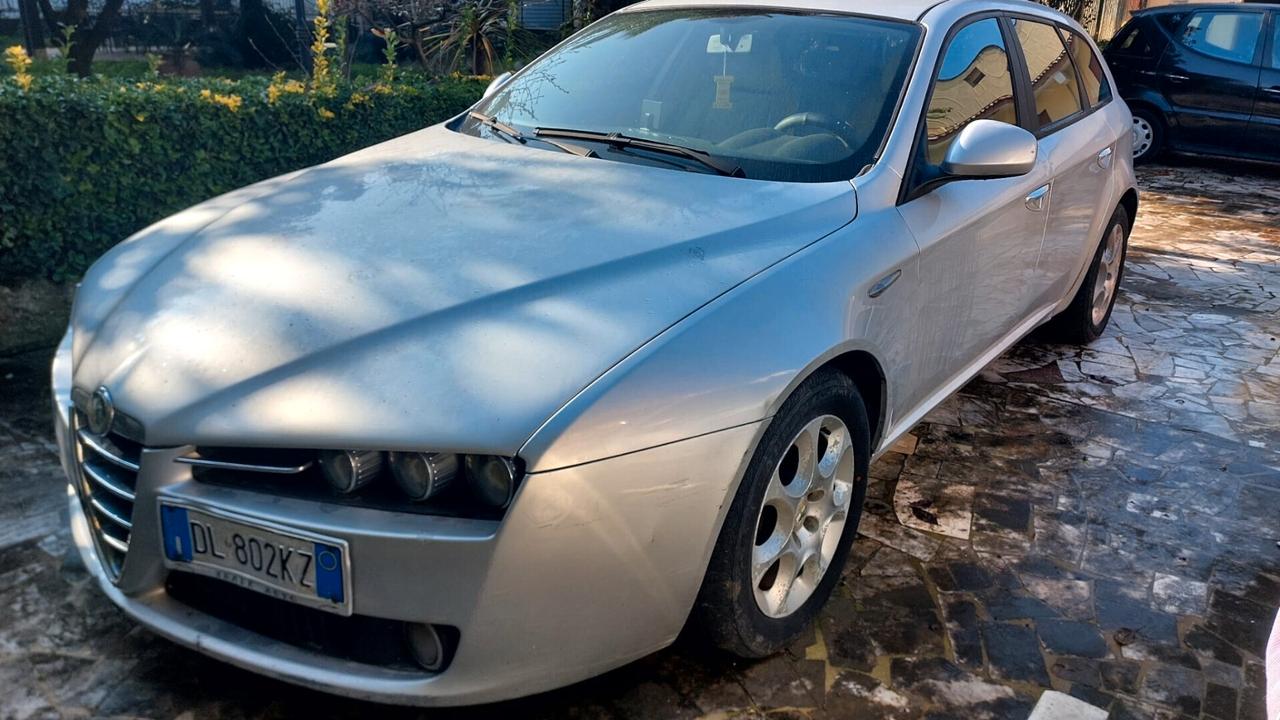 Alfa Romeo 159 1.9 JTDm Sportwagon Progression