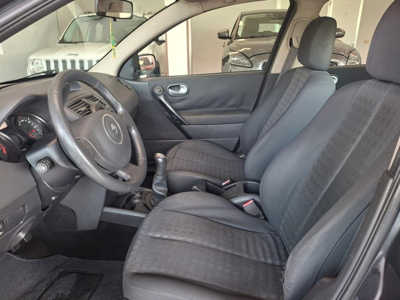 Renault Megane Grandtour 1.5 dci *NEOPATENTATI