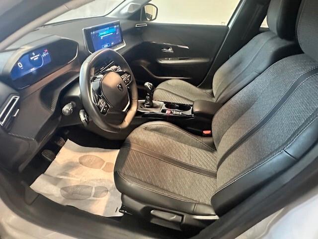 Peugeot 208 ALLURE 08/25 11.800KM PARI NUOVO
