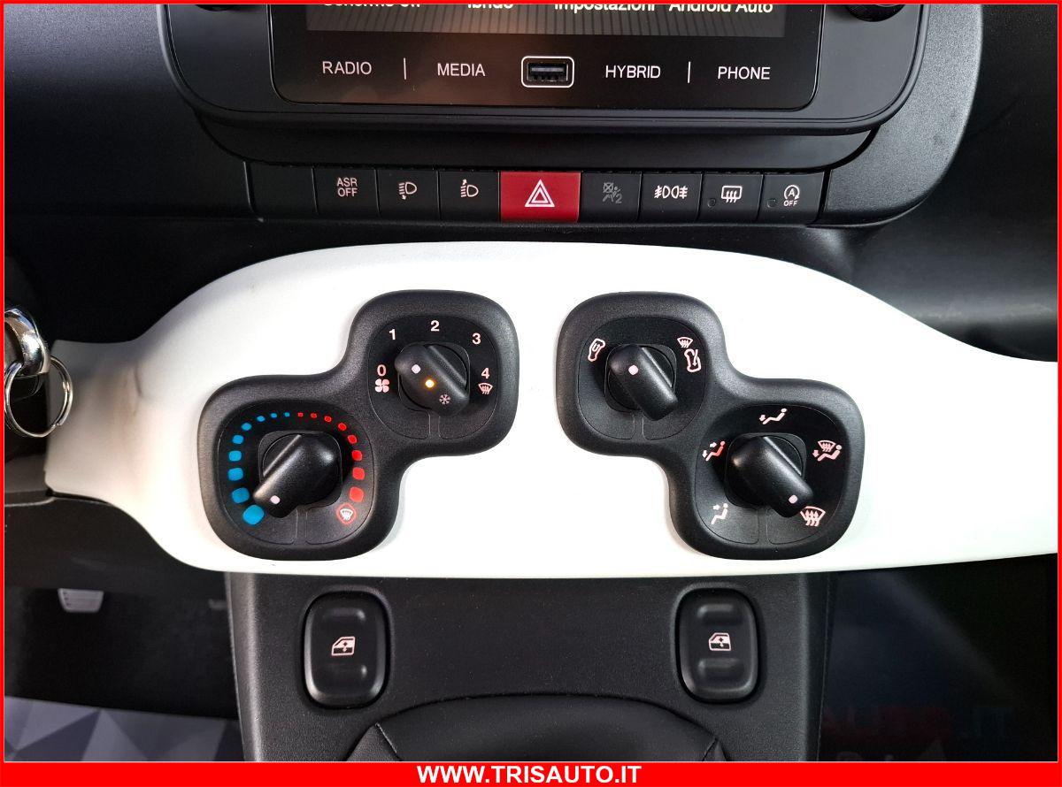FIAT Panda 1.0 Hybrid Pandina NEOPATENTATI
