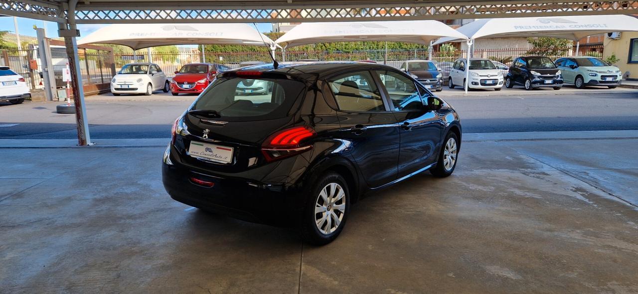 Peugeot 208 1.4 HDi 68cv Allure