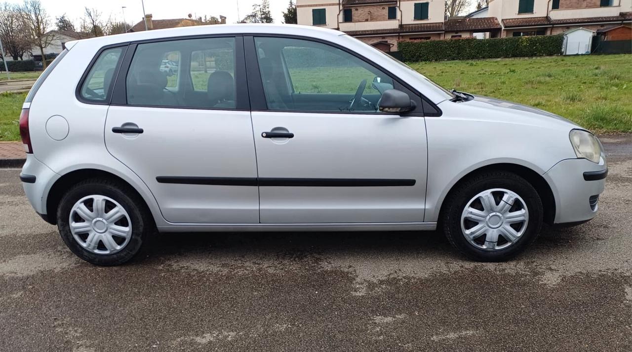 Volkswagen Polo 1.2/64CV 12V 3p. Trendline