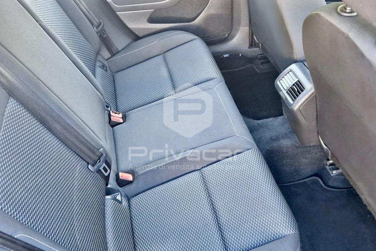 VOLKSWAGEN Golf 1.0 TSI 115 CV 5p. Business BlueMotion Technology