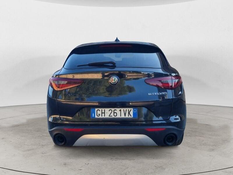Alfa Romeo Stelvio 2.2 Turbodiesel 160 CV AT8 RWD Super Business