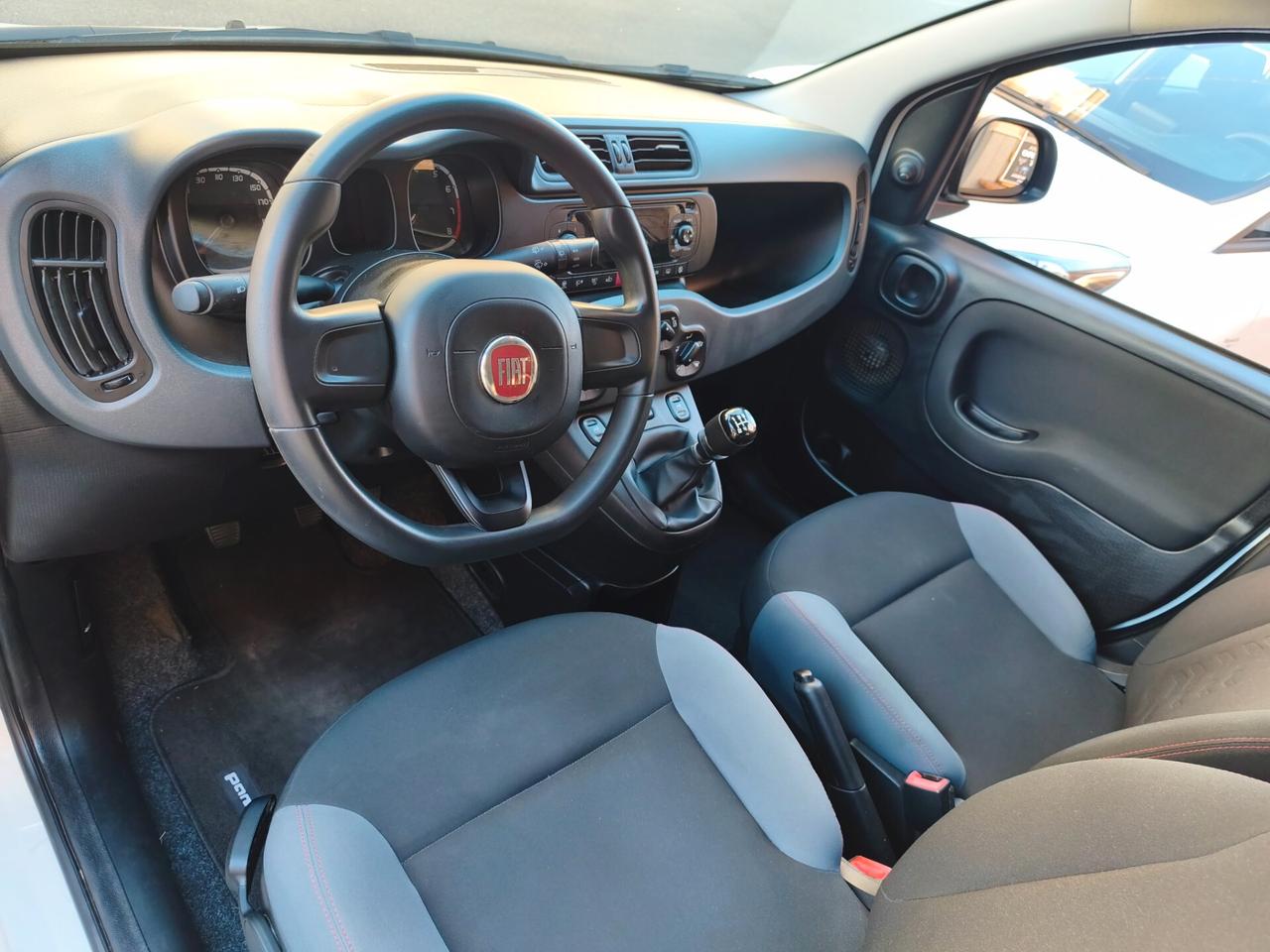 Fiat Panda 1.2 Lounge benzina 70 CV - 2021