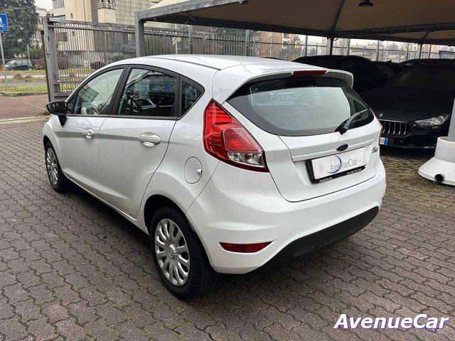 FORD Fiesta 5 porte IMPIANTO GPL DELLA CASA MADRE BEN TENUTA!!