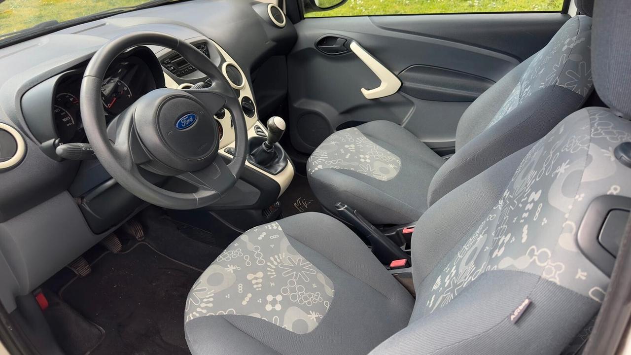 Ford Ka 1.2 Gpl 2012 56.000KM Neopatent LEGGI TESTO