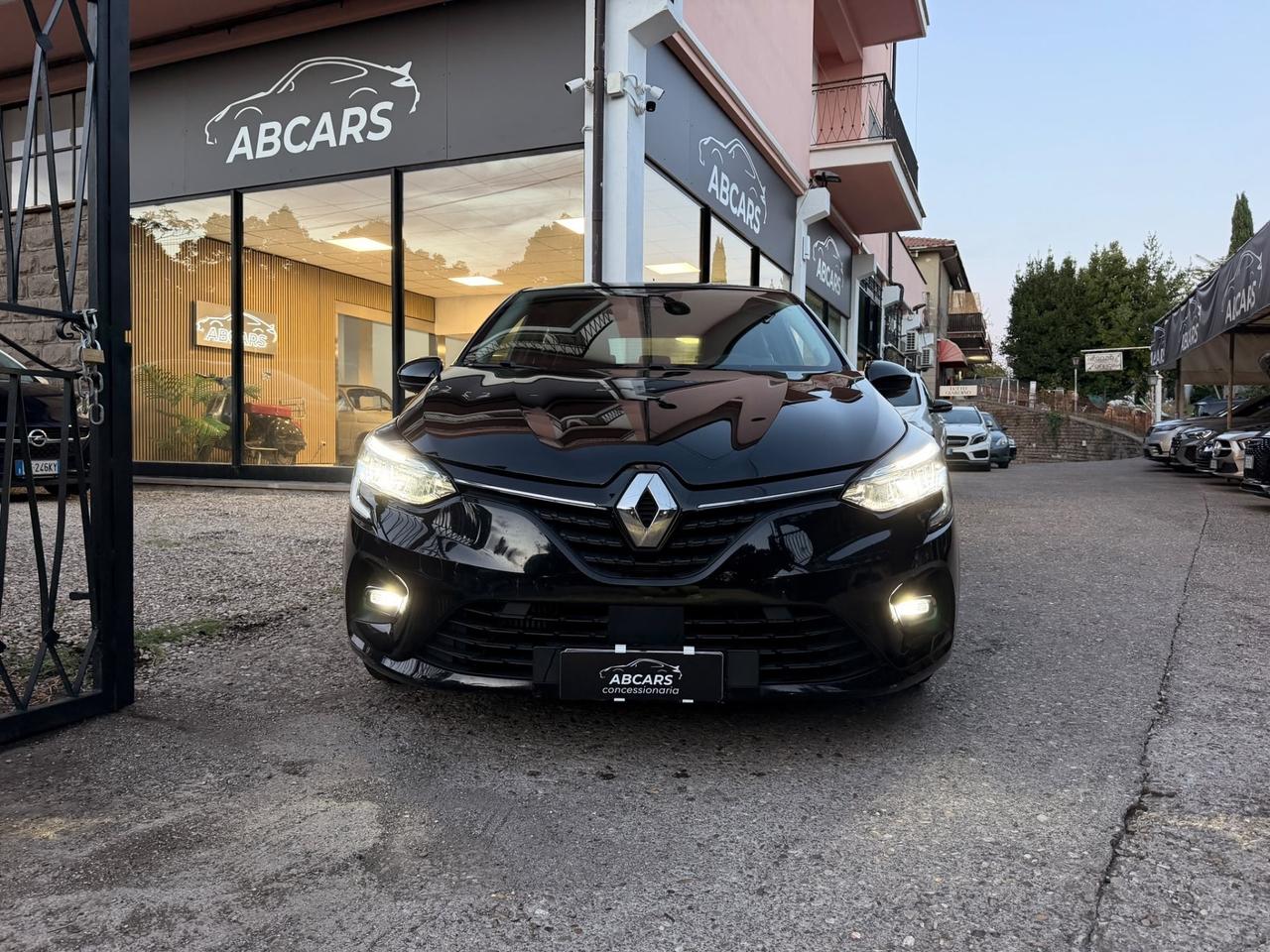 Renault Clio TCe 12V 100 CV 5 porte Intens