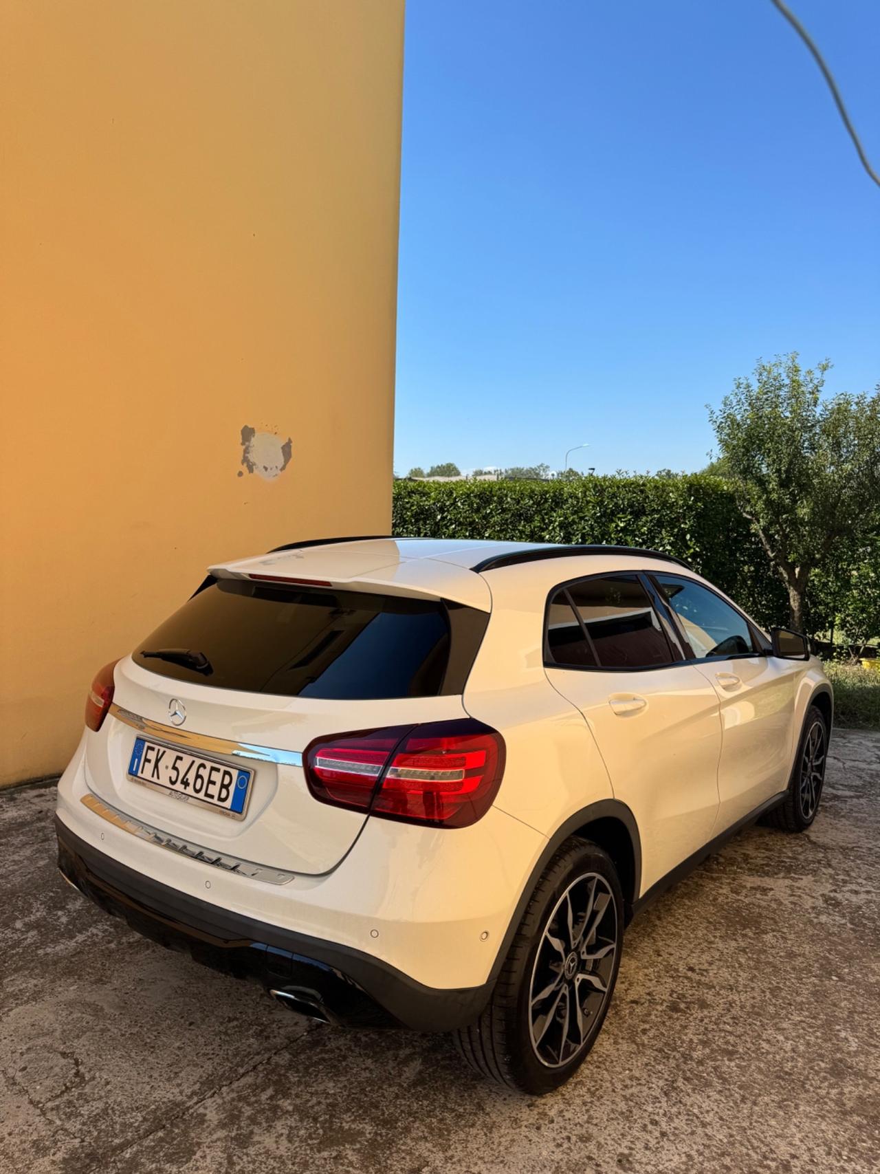 Mercedes-benz GLA 200 d Automatic Premium
