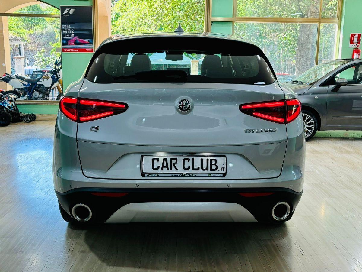 Alfa Romeo Stelvio 2.2 T.diesel 210 CV AT8 Q4 Exececutive