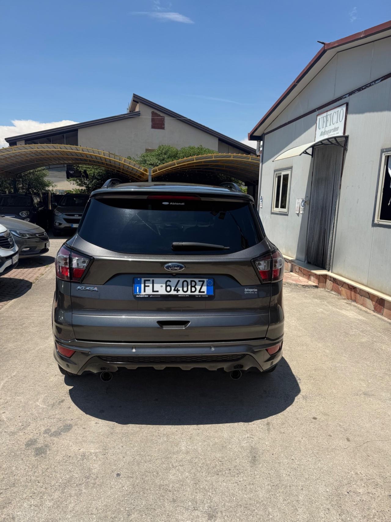 Ford Kuga 1.5 TDCI 120 CV S&S 2WD Powershift Titanium