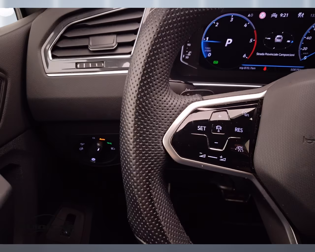 VOLKSWAGEN Tiguan II 2021 - Tiguan 2.0 tdi R-Line 4motion 150cv dsg