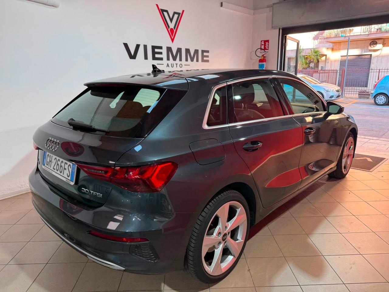 Audi A3 SPB 30 TFSI S line edition