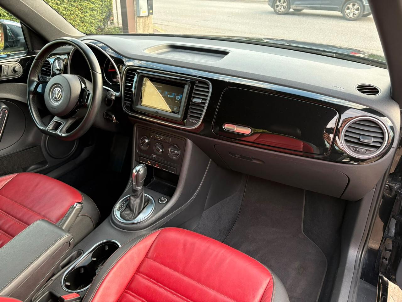 Volkswagen Maggiolino Cabrio 1.4 TSI DSG Sport
