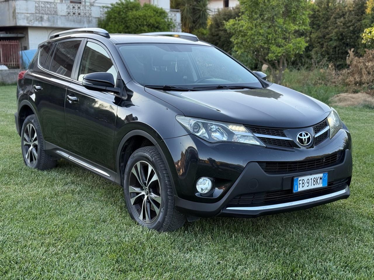 TOYOTA RAV4 2015 2.0 124cv D-4D 2WD Style