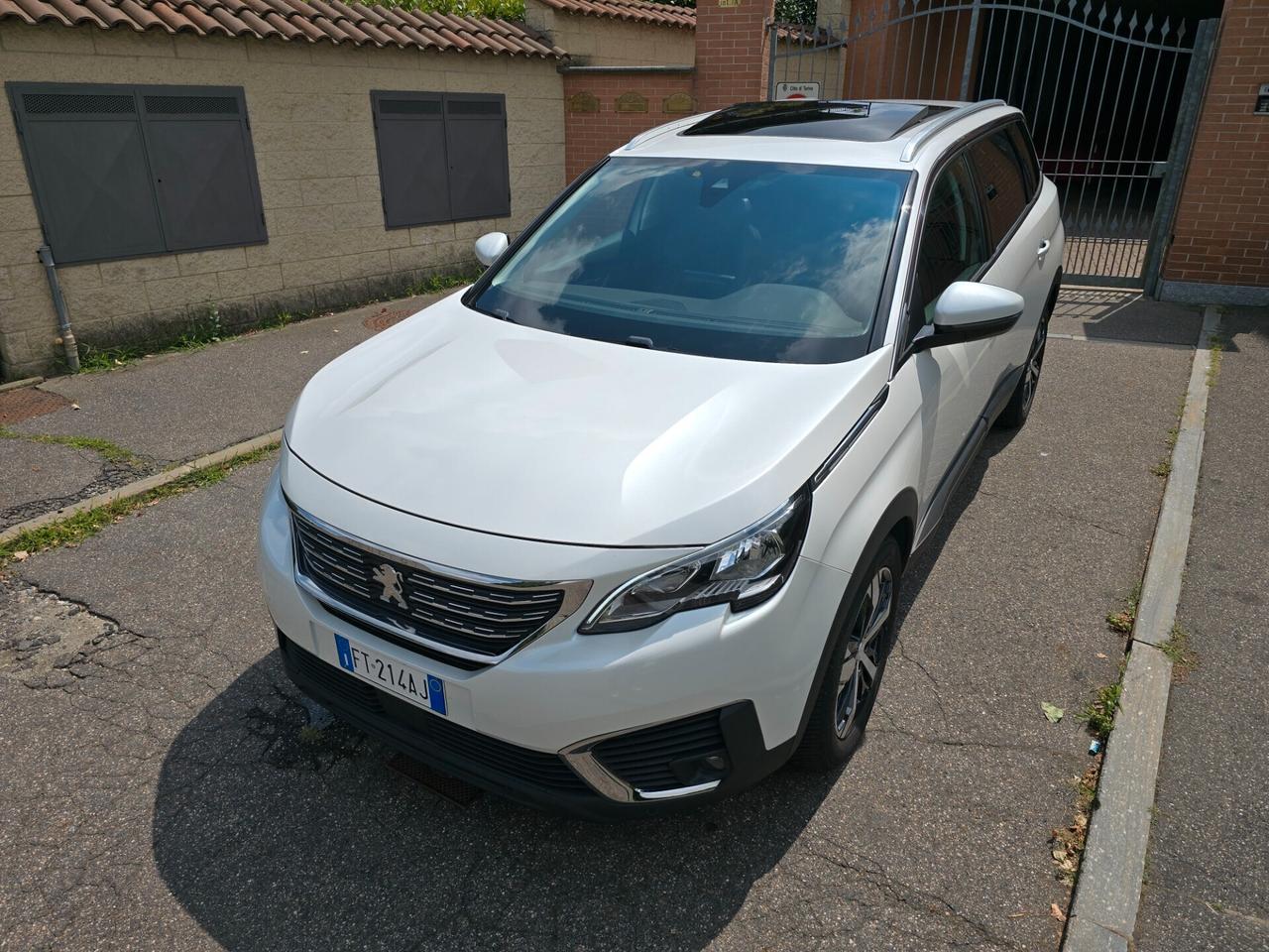 PEUGEOT 5008 1.5(130cv) BlueHdi Business (7posti)