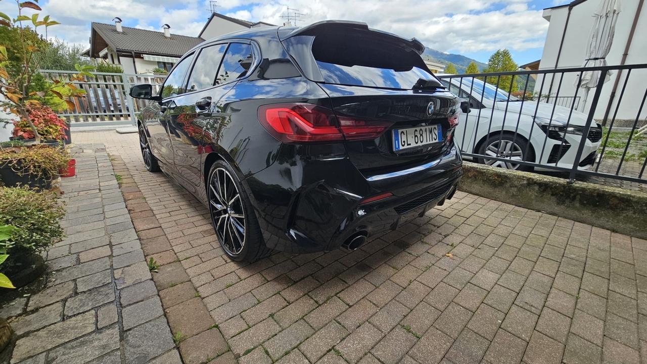 Bmw 135 M 135i xDrive Colorvision Edition