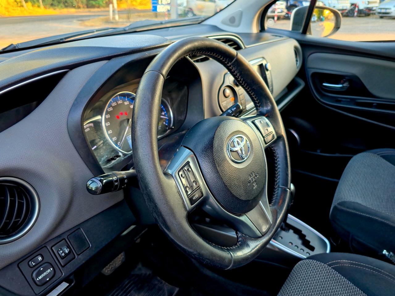 Toyota Yaris 1.5 Hybrid 5 porte Active 2016-E6B Automatico NEO