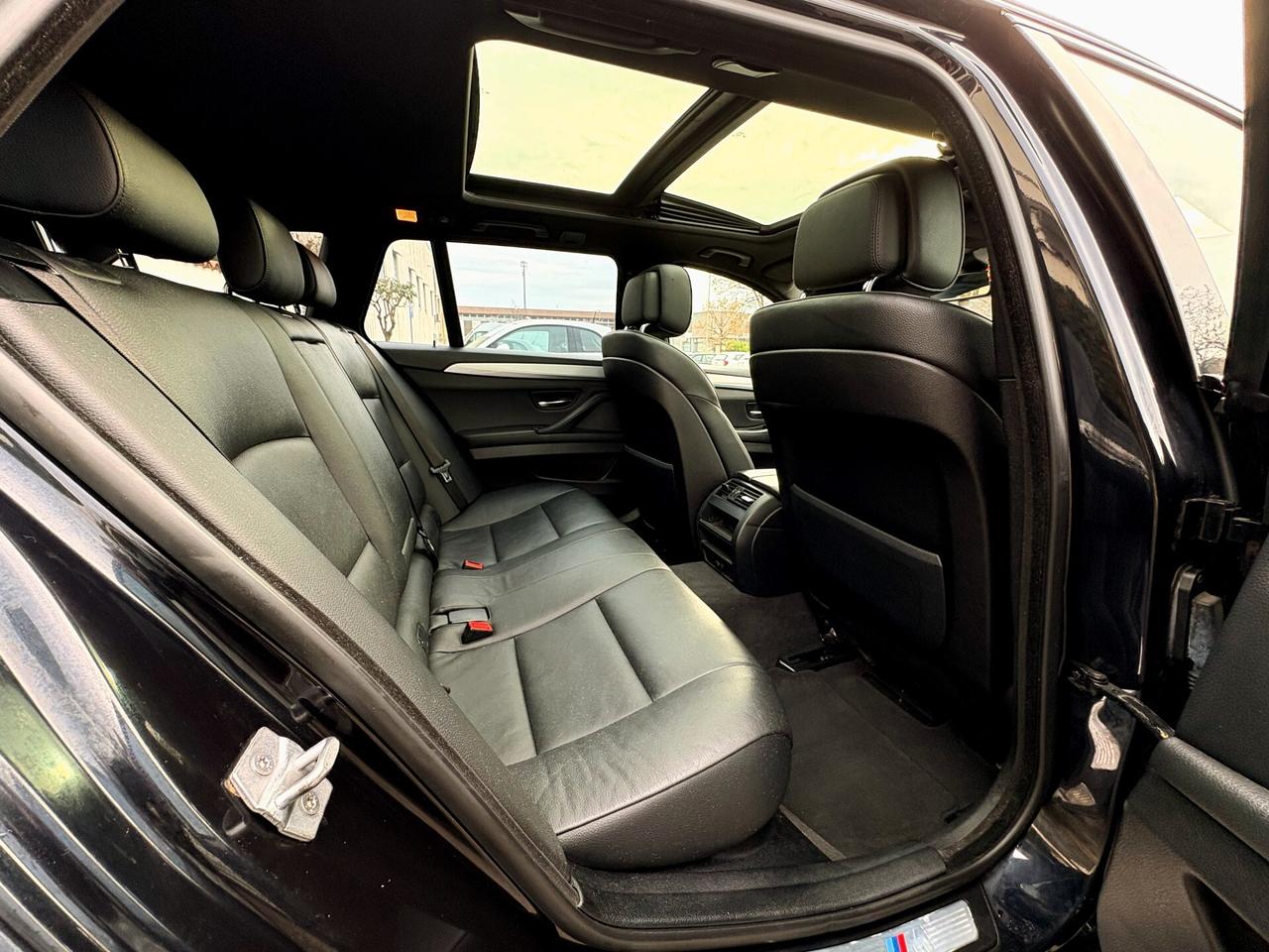 BMW 520D aut "M-SPORT"-Pelle,Nav,Tetto-2013