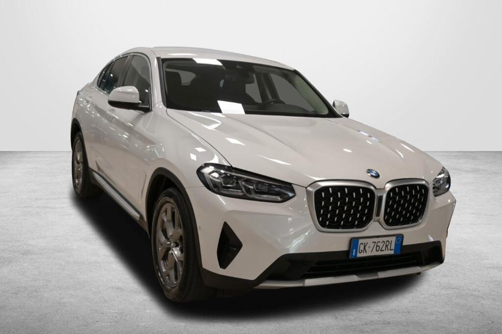 Bmw X4 X-DRIVE 20D 48V 190CV ( FARI LED - PDC TELECAMERA POST. CERCHI 19 PELLE CLIMA TRIZONA )
